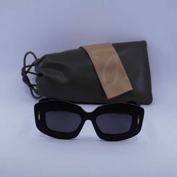 Loewe LW40114F 01A Cat Eye Sunglasses – Shiny Black\Smoke - Picture 2 of 10